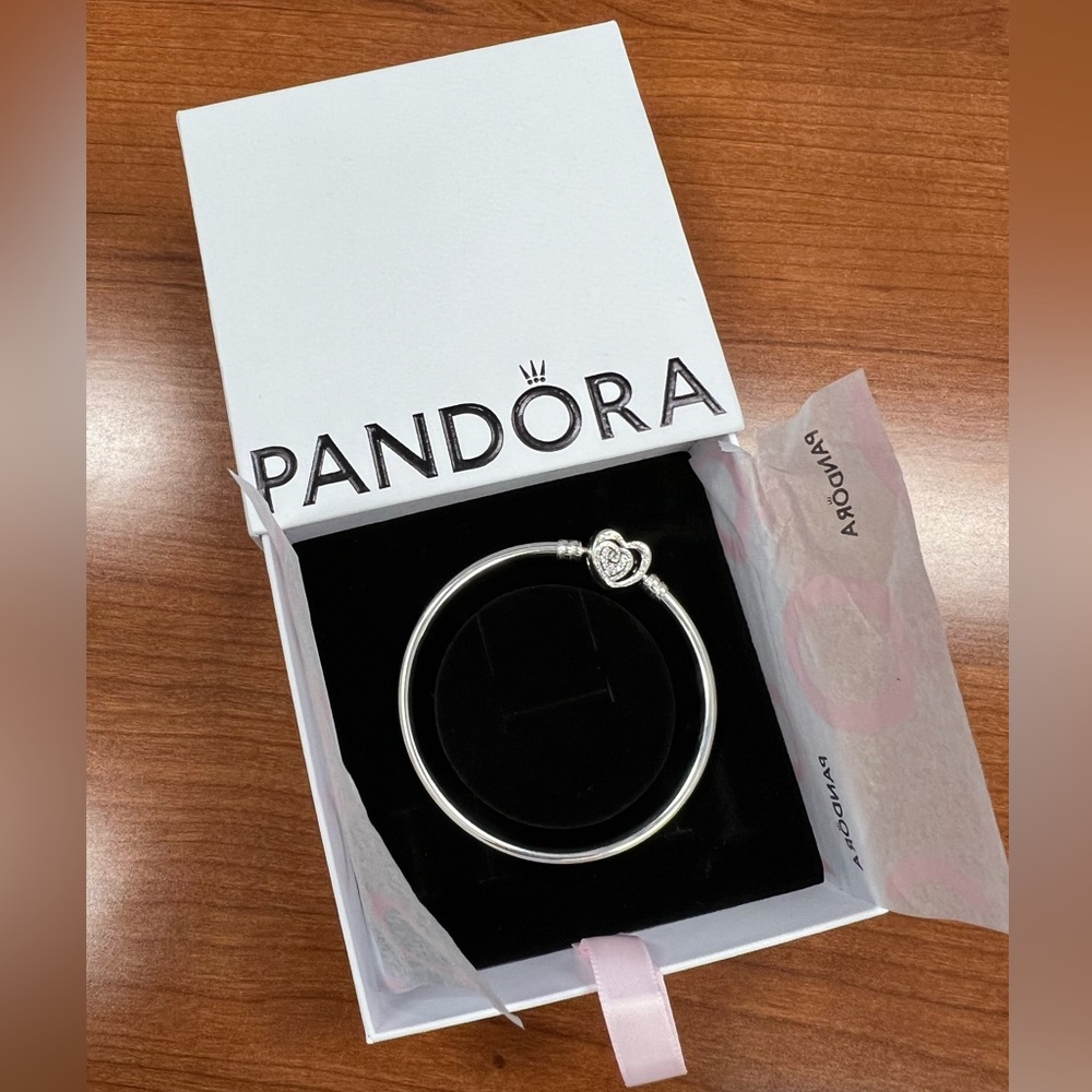 Pandora Heart Bangle Bracelet (Small)
